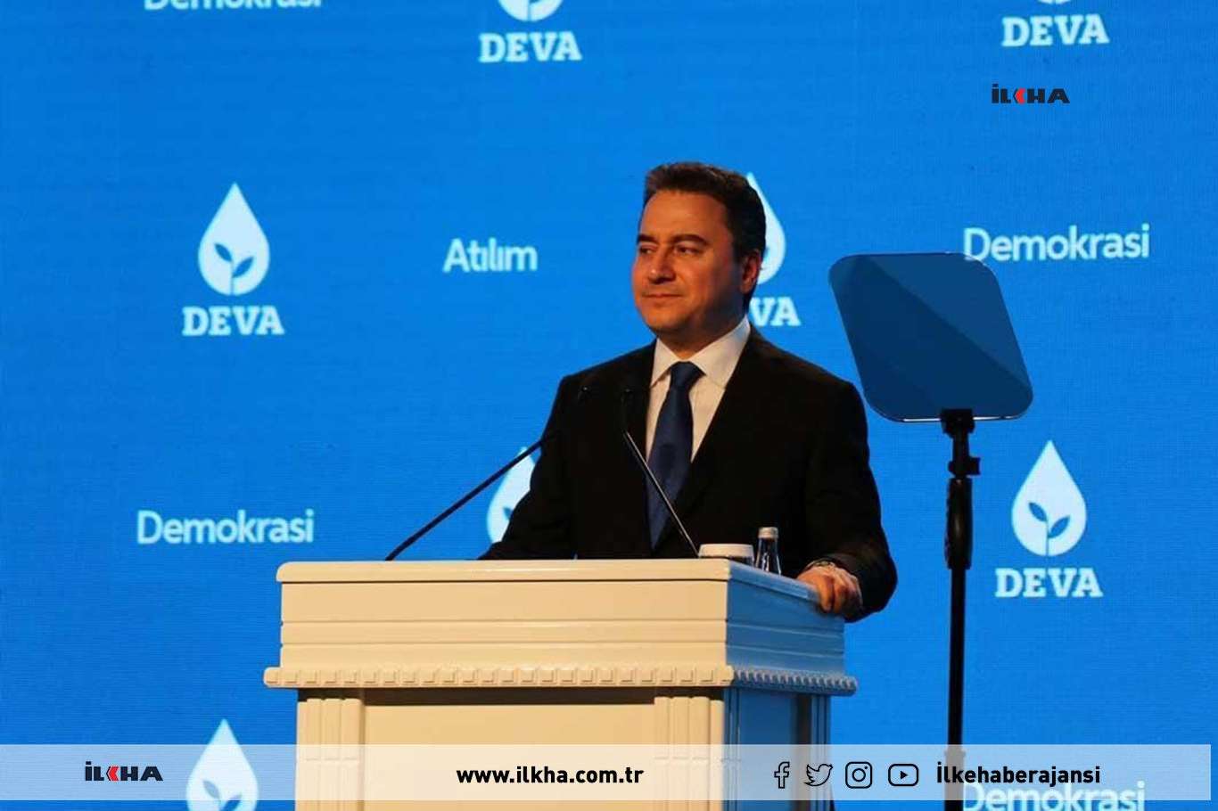 Babacan'dan Hazreti Adem ve Havva'ya hakaret eden sözde sanatçıya destek Babacan'dan Hazreti Adem ve Havva'ya hakaret eden sözde sanatçıya destek